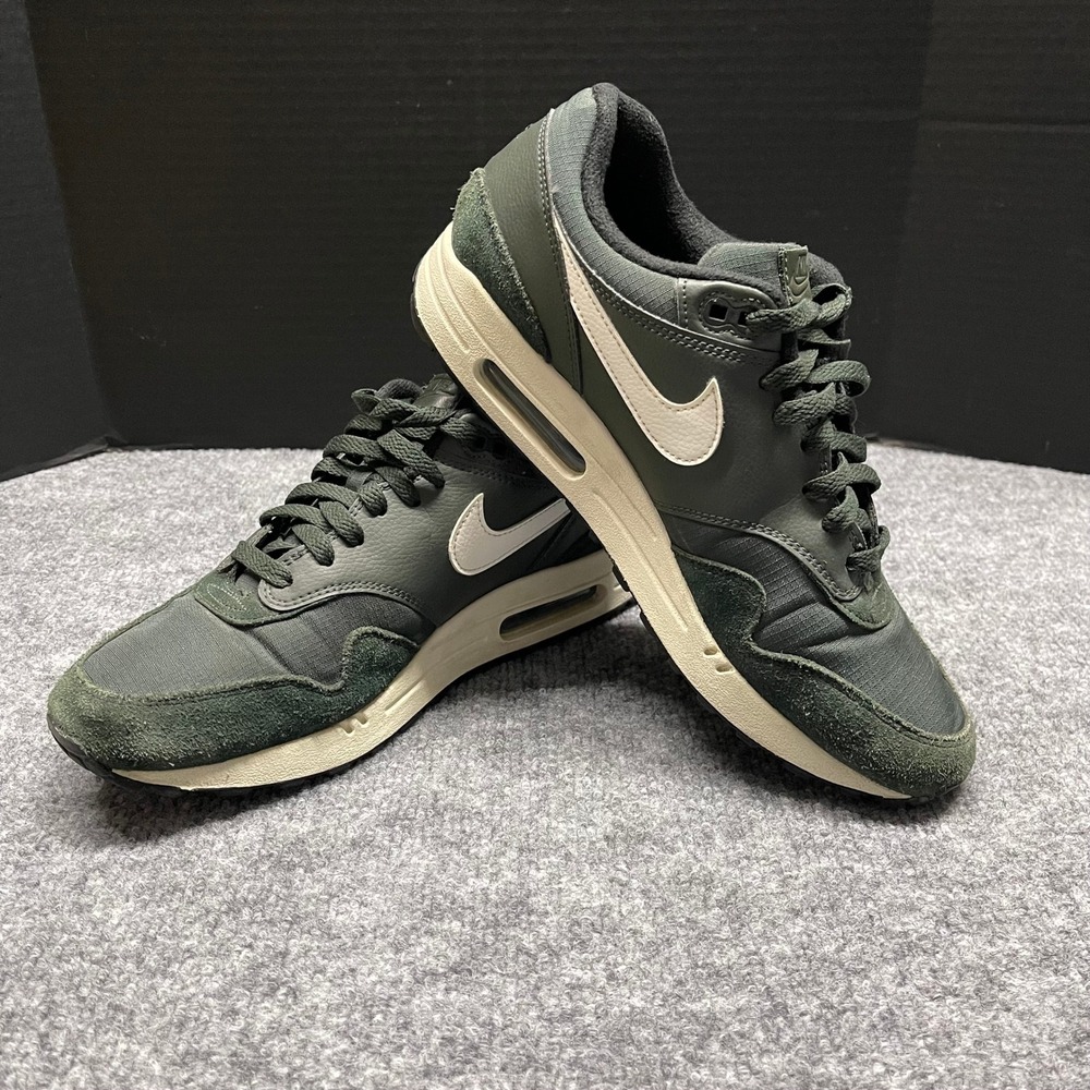 Nike Air Max 1 Shoes Mens 10 Dark Olive Green Sail Low Top Sneakers AH8145-303